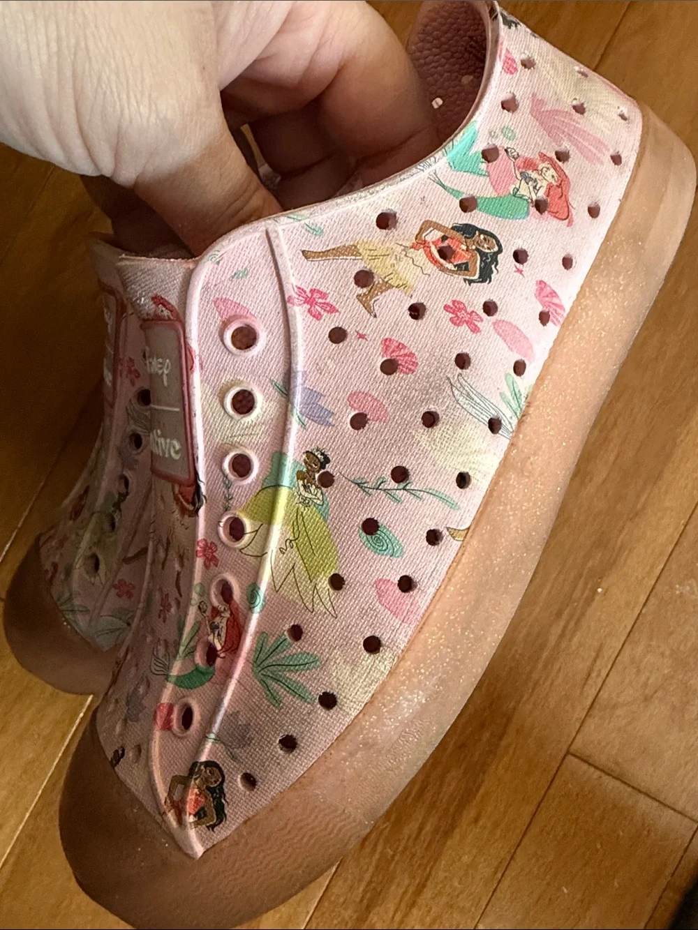 Native Disney Collaboration Kids Pink Floral Disney Princess Slip-On Water Shoes